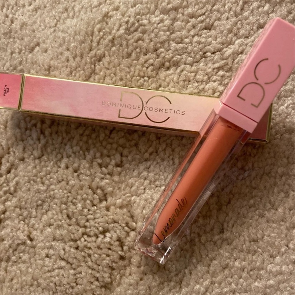 Liquid lipstick